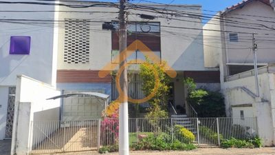 Casa, 3 quartos, 230 m² - Foto 1
