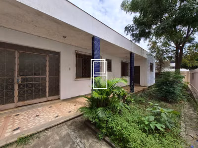 Casa, 4 quartos, 360 m² - Foto 1