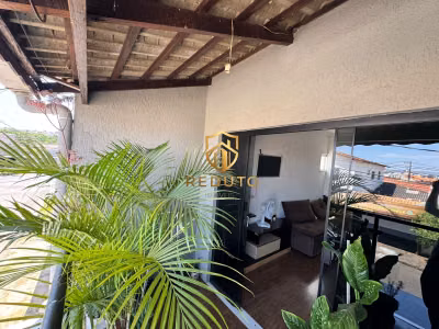 Casa, 3 quartos, 192 m² - Foto 1