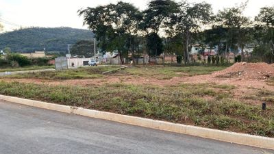 Terreno, 211 m² - Foto 1