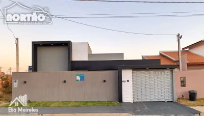Casa, 4 quartos, 119 m² - Foto 1