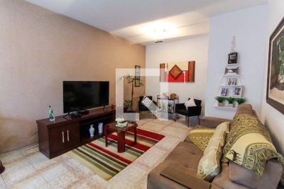 Casa, 4 quartos, 200 m² - Foto 1