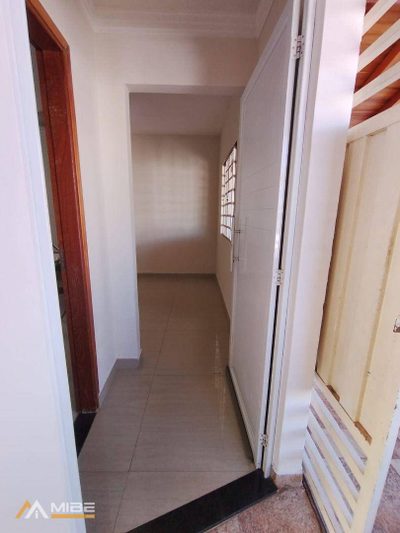 Casa, 3 quartos, 105 m² - Foto 2