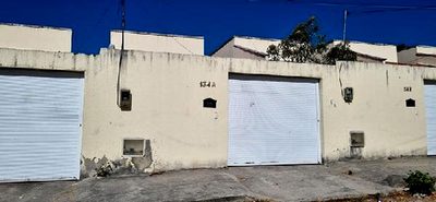 Casa, 2 quartos, 61 m² - Foto 1