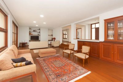 Sobrado, 4 quartos, 426 m² - Foto 1