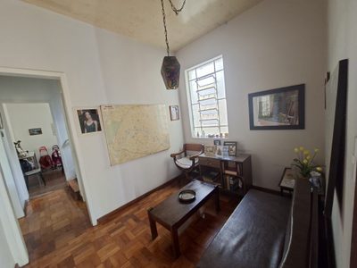 Casa, 3 quartos, 327 m² - Foto 1
