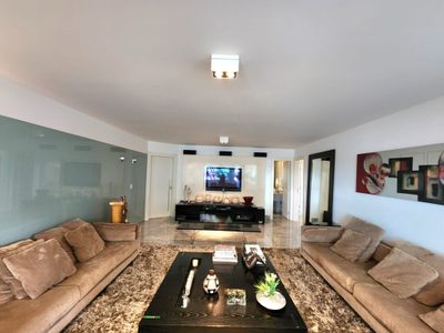 Apartamento, 4 quartos, 177 m² - Foto 2
