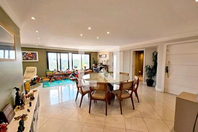 Apartamento, 3 quartos, 213 m² - Foto 2