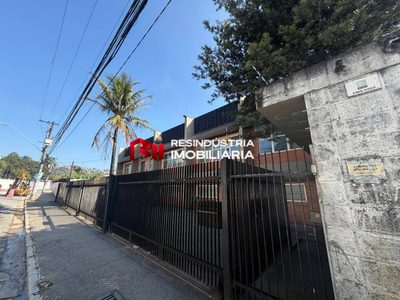Depósito-Galpão, 2491 m² - Foto 1