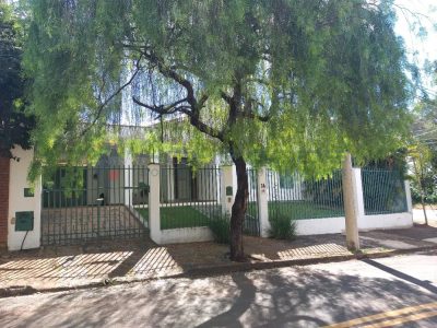 Casa, 4 quartos, 600 m² - Foto 1