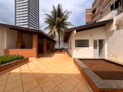 Casa, 5 quartos, 560 m² - Foto 1