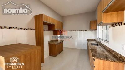 Casa, 3 quartos, 220 m² - Foto 1