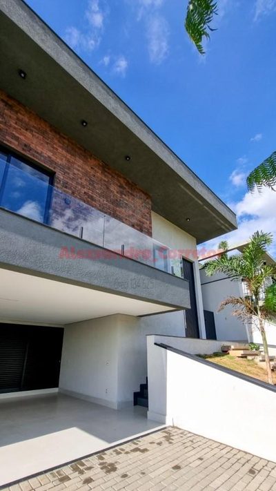 Sobrado, 3 quartos, 216 m² - Foto 2
