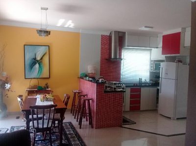 Casa, 3 quartos, 260 m² - Foto 1