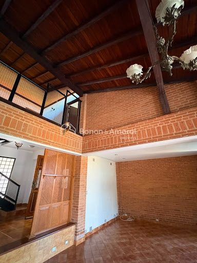Casa, 3 quartos, 270 m² - Foto 3