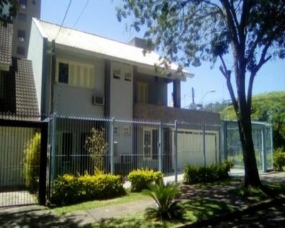 Casa, 4 quartos, 330 m² - Foto 1