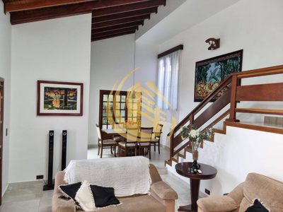 Sobrado, 3 quartos, 270 m² - Foto 1