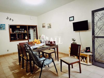Casa, 3 quartos, 220 m² - Foto 1