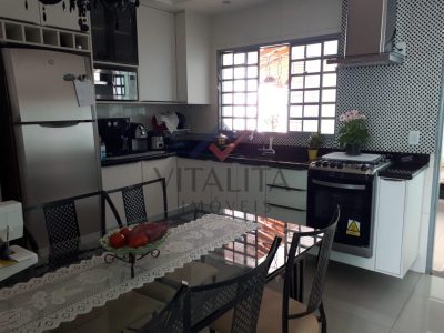 Casa, 4 quartos, 166 m² - Foto 4