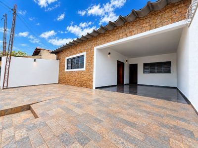 Casa, 4 quartos, 120 m² - Foto 1