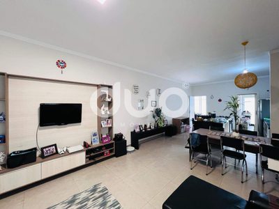 Casa, 3 quartos, 230 m² - Foto 1