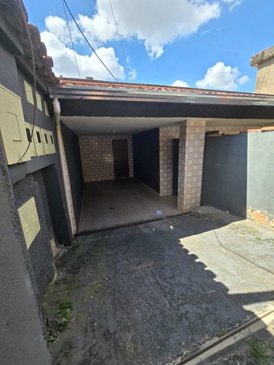 Casa, 2 quartos, 83 m² - Foto 1