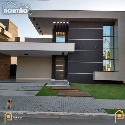 Casa, 4 quartos, 193 m² - Foto 1