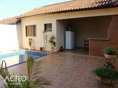Casa, 3 quartos, 200 m² - Foto 1