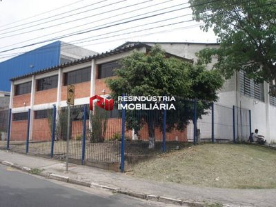 Depósito-Galpão, 818 m² - Foto 1