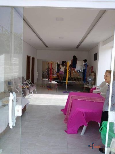 Sobrado, 3 quartos, 265 m² - Foto 2