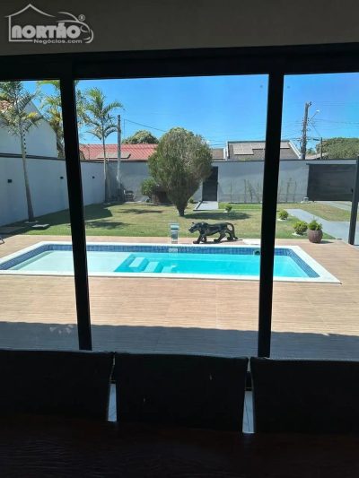 Casa, 3 quartos, 166 m² - Foto 3