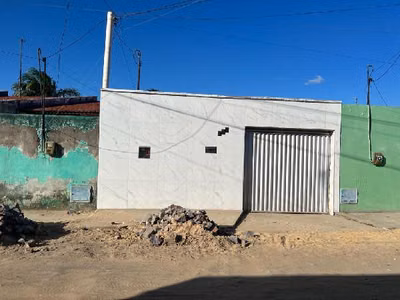 Casa, 2 quartos, 165 m² - Foto 1