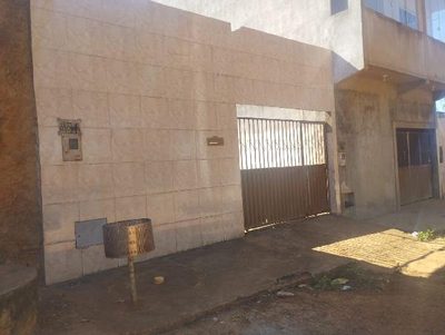 Casa, 2 quartos, 180 m² - Foto 1