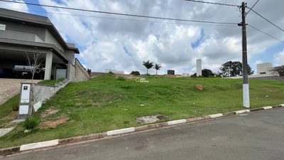 Loteamento e Condomínio, 1000 m² - Foto 1