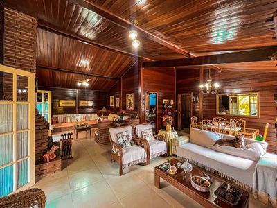 Casa, 3 quartos, 270 m² - Foto 1
