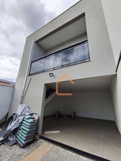 Casa, 3 quartos, 138 m² - Foto 1