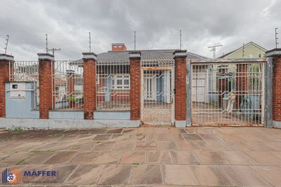 Casa, 4 quartos, 168 m² - Foto 1