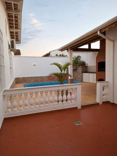 Casa, 3 quartos, 120 m² - Foto 1