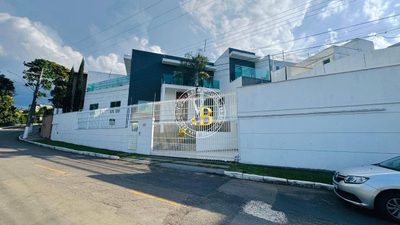 Casa, 4 quartos, 300 m² - Foto 1