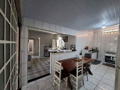 Casa, 3 quartos, 60 m² - Foto 1
