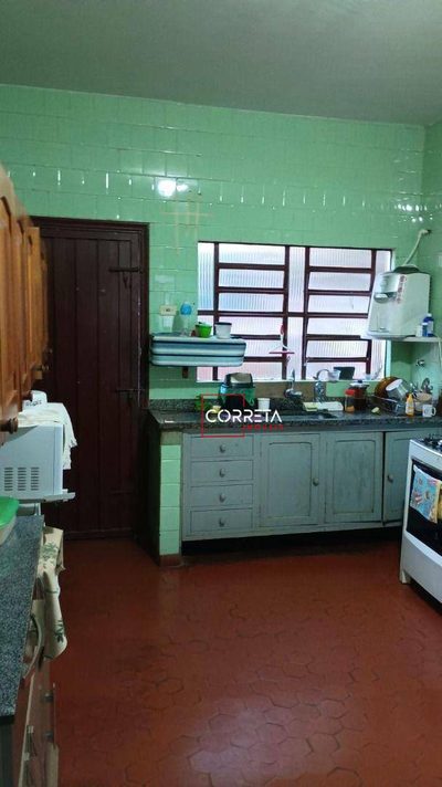 Casa, 3 quartos, 214 m² - Foto 4