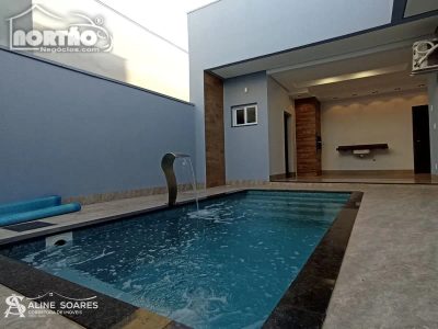 Casa, 4 quartos, 230 m² - Foto 2