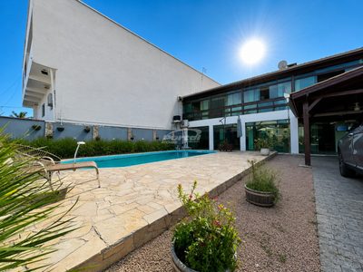 Casa, 2 quartos, 163 m² - Foto 1