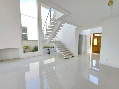 Casa, 4 quartos, 350 m² - Foto 2
