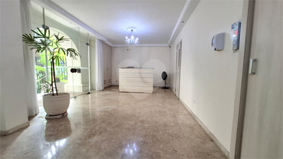 Apartamento, 3 quartos, 117 m² - Foto 2