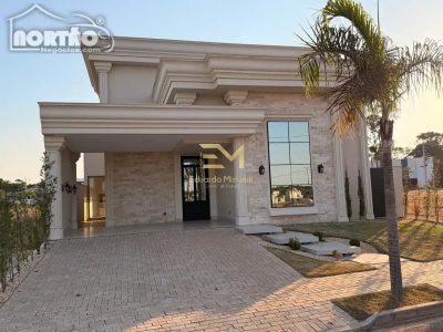 Casa, 4 quartos, 213 m² - Foto 1