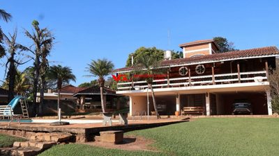 Chácara, 3 quartos, 2960 m² - Foto 1