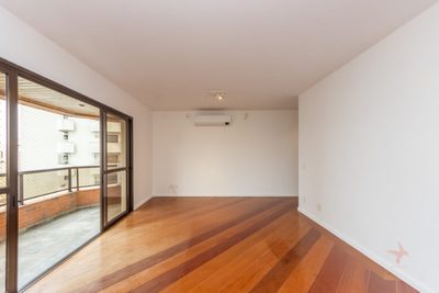 Apartamento, 3 quartos, 213 m² - Foto 2