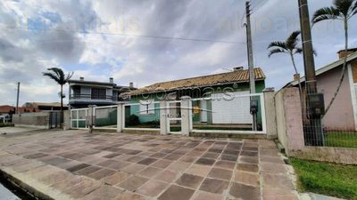 Casa, 3 quartos, 207 m² - Foto 1