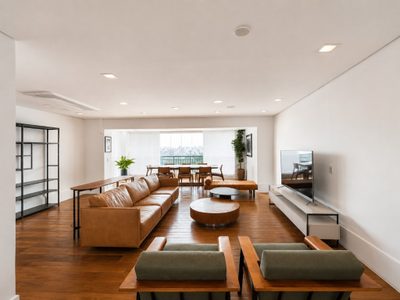 Apartamento, 3 quartos, 197 m² - Foto 1